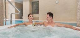 Jacuzzi im Hotel Cesarskie Ogrody - Kaisersgarten