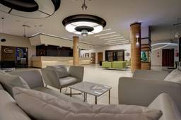 Schwimmbad im Hotel Olymp 3 mit entspannender Atmosphäre